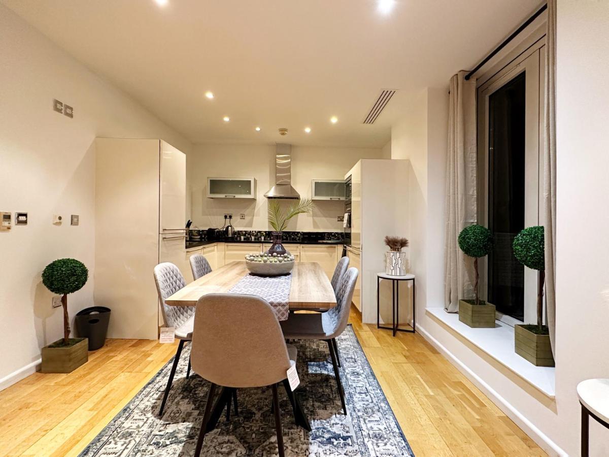 Stylish Apartment In Canary Wharf Londra Dış mekan fotoğraf